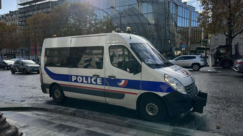 Francuska policija uhapsila osumnjičene povezane s napadima na zatvore